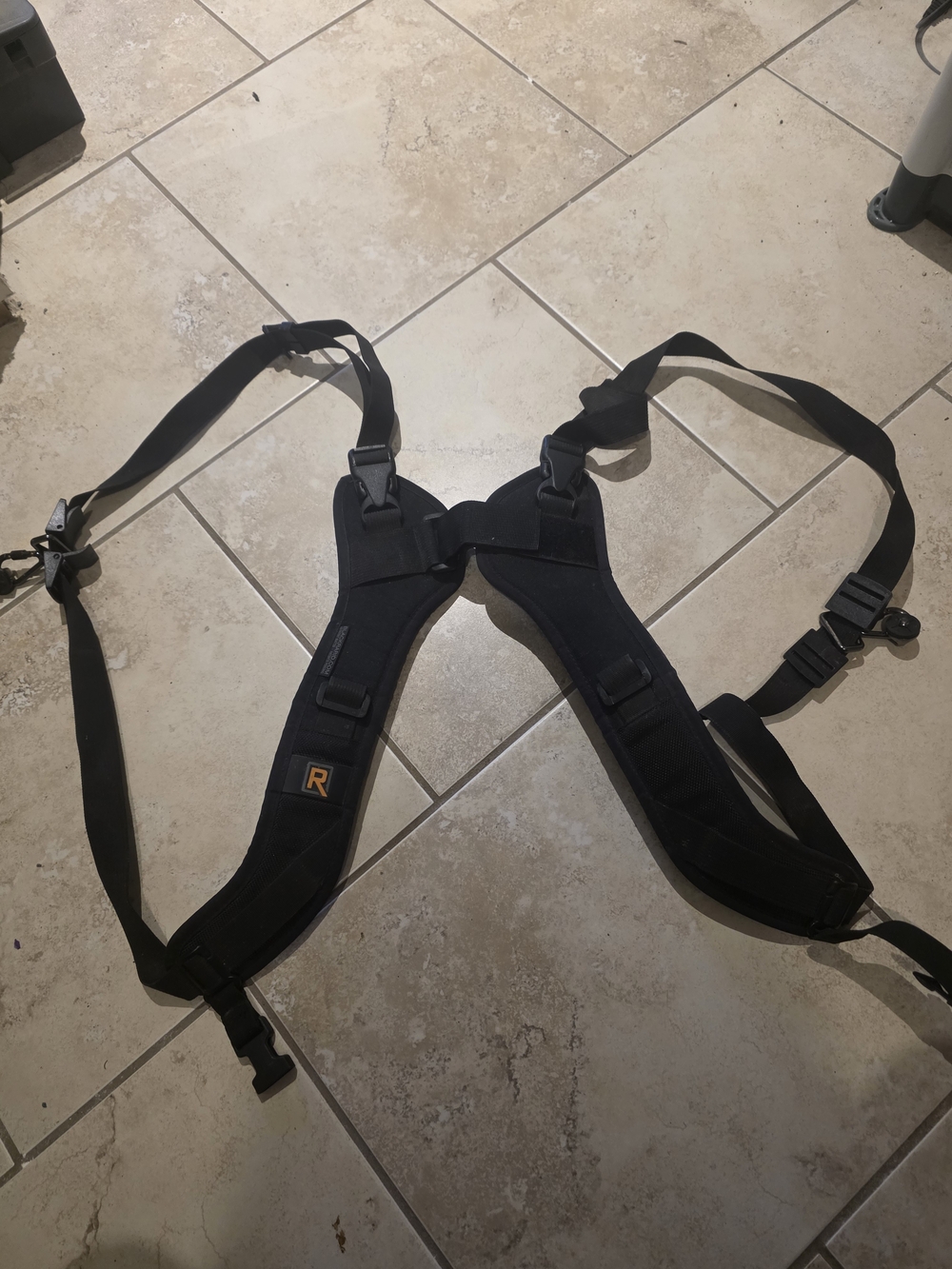 Black rapid camera dual camera harness